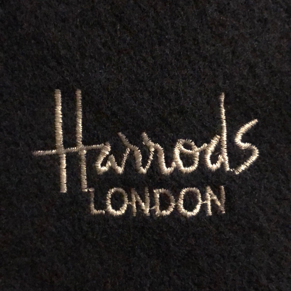Harrods London Dark Blue Scarf Wool Scotland